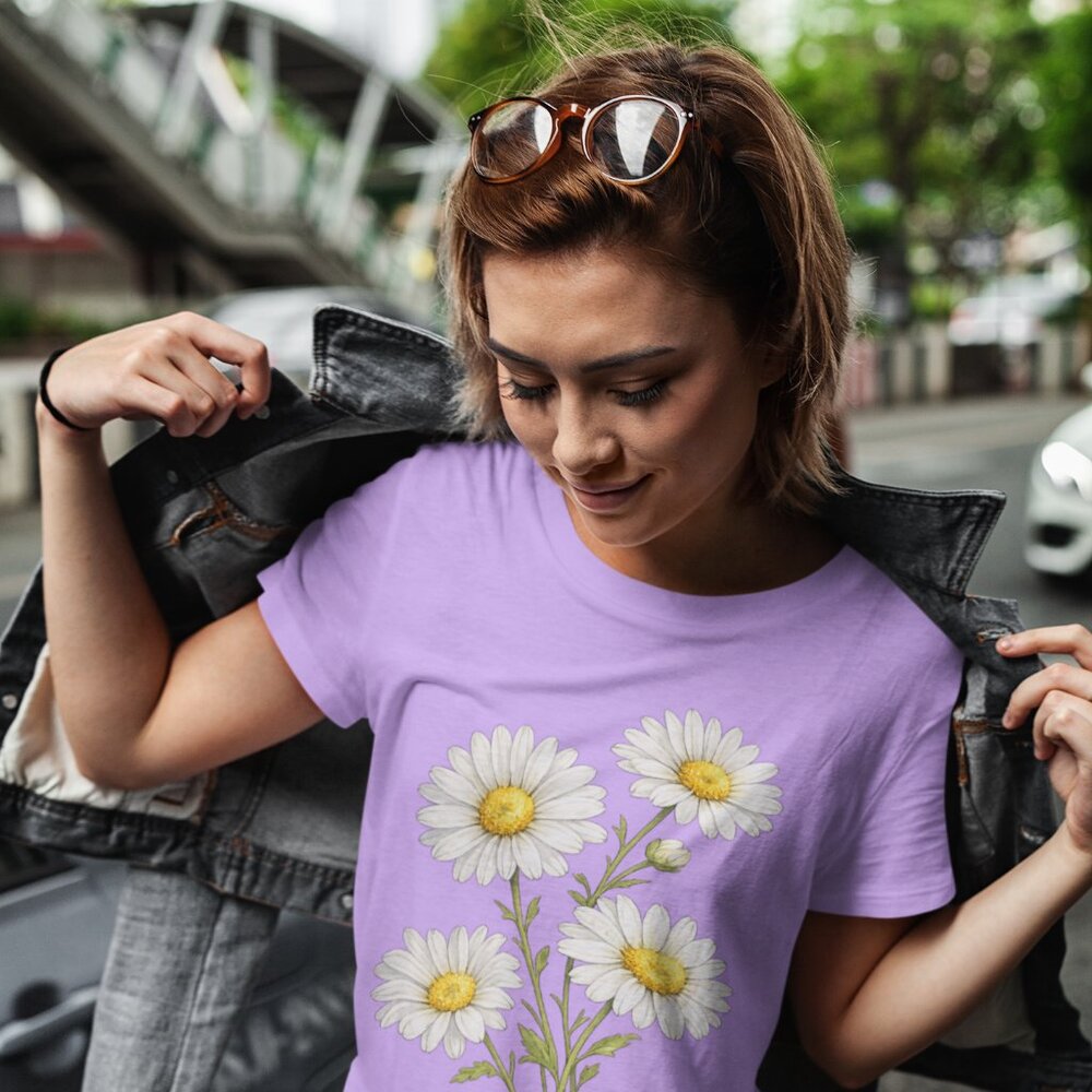 🌼 Watercolor Daisy Graphic T-Shirt | Minimal Floral Tee